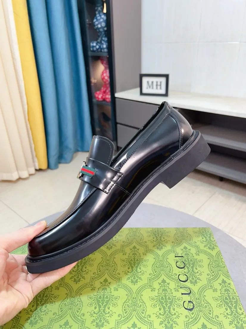 Men's men's shoes💰560🌹🌹Niuli [GUCCI] Formal men's leather shoes [strong][strong][strong] New model coming ~ original quality ☺The upper is imported from Italy with open edges, the leather is soft and delicate, and the wear-resistant and non-slip combination outsole is dignified and domineering, and the luxury charm is unobstructed! The natural and free nouveau riche leads the trend. Code number: 38-44